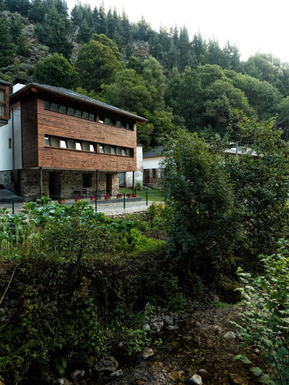 Hotel Rural Las Montañas de Pumar Besullo Exterior foto